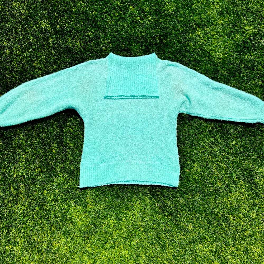 Vintage 80s/ 90s mint boucle cowl neck, batwing sweater